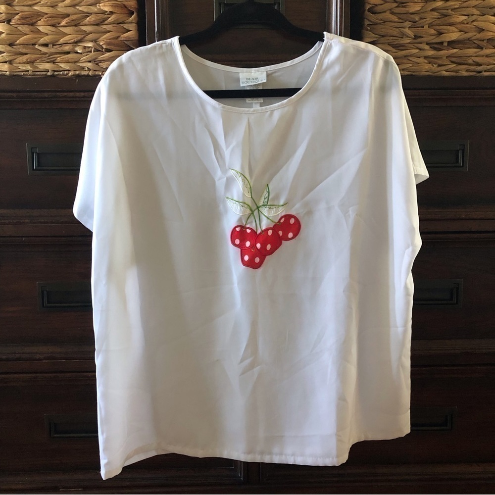 Vintage Blair Boutique white short sleeve tee with cherry design in size L